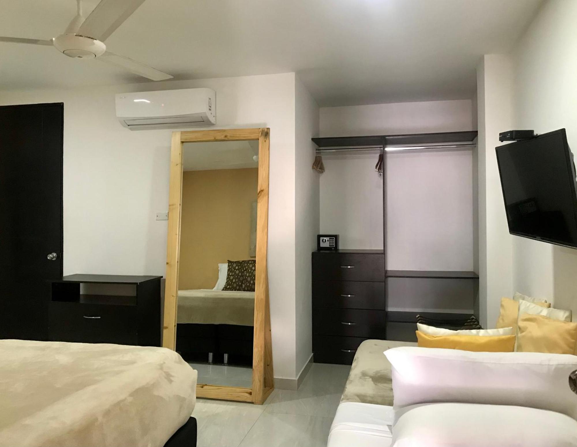 Makena La Boquilla Beach Hostel Cartagena Room photo